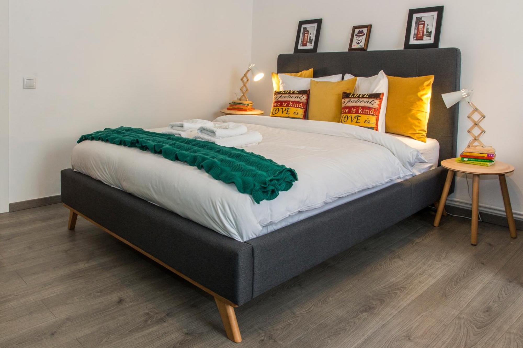 Old Town Premium Apartment By Mrg Bukarest Exterior foto
